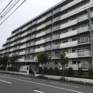 駅から１０分　オートロック付きマンション(外観)